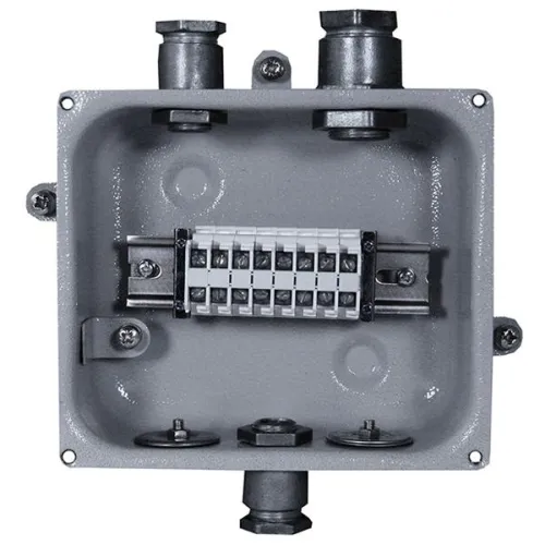 Коробка клеммная КЗНС-08 У2 8 зажимов IP65 (метал. вводы) Электротехник ET002543