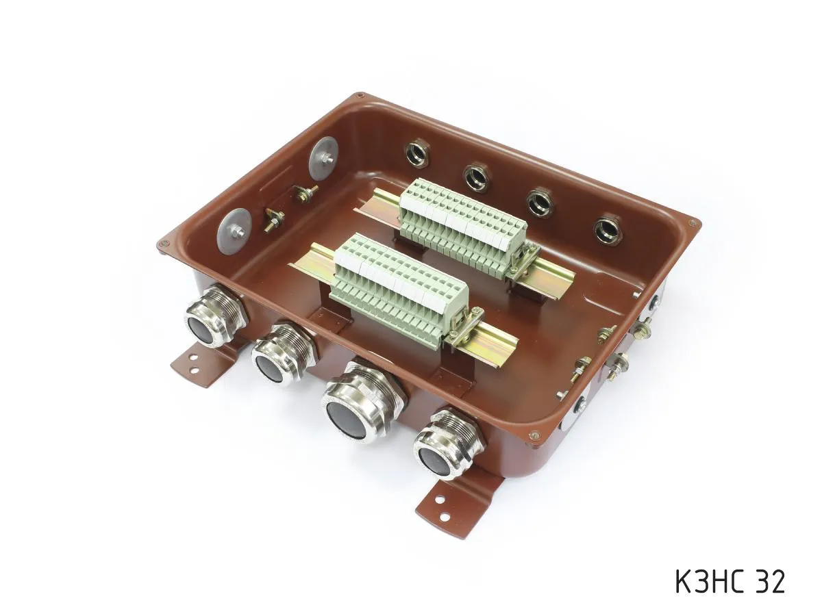 Коробка КЗНС-32 У2 IP54 пластик. ввод ГОФРОМАТИК/ЗЭТАРУС zeta30357